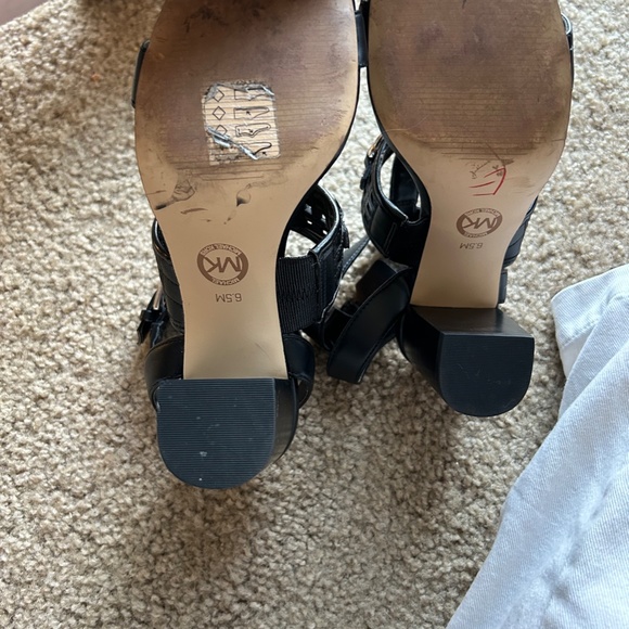 Michael Kors Black Thick Heel Sandals Ankle Strap With Silver Hardware Size 6.5 - Picture 5 of 8